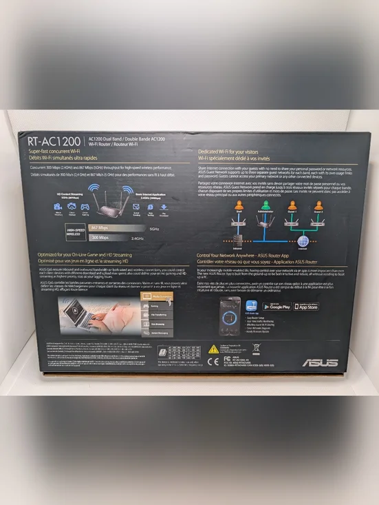 ASUS AC1200 Dual-Band Router in Black - Picture 4 of 7